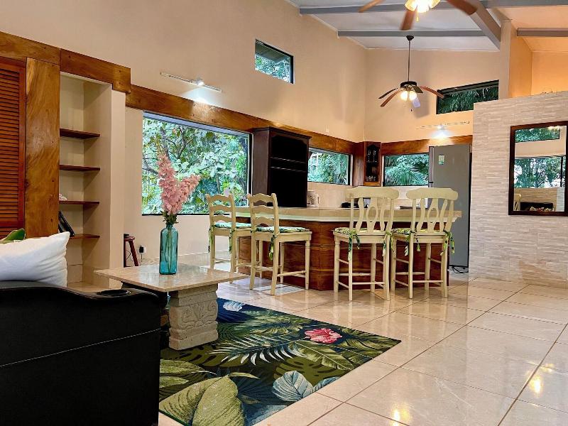Zen Zaru Beautiful Hidden Hotel image
