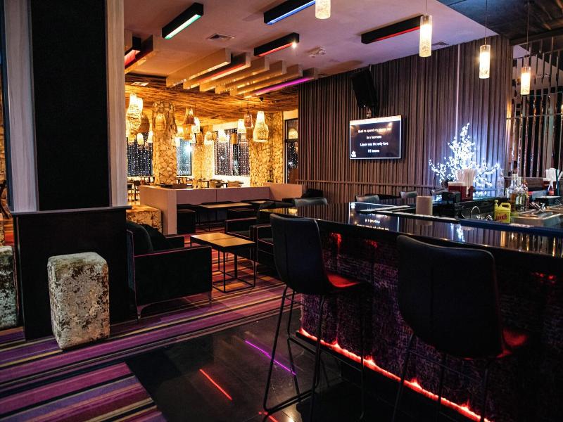 Pickwick Park View Hotel image