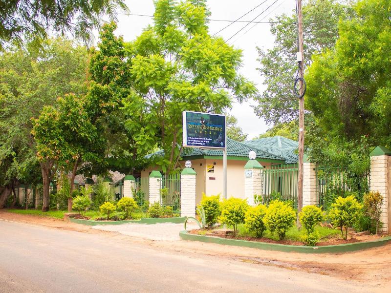 Wild Trekkers Lodge image