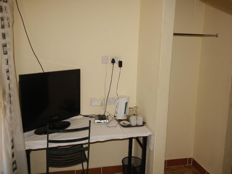 Wild Trekkers Lodge image