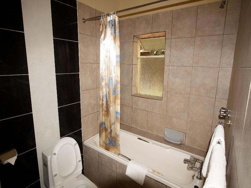 Wild Trekkers Lodge image