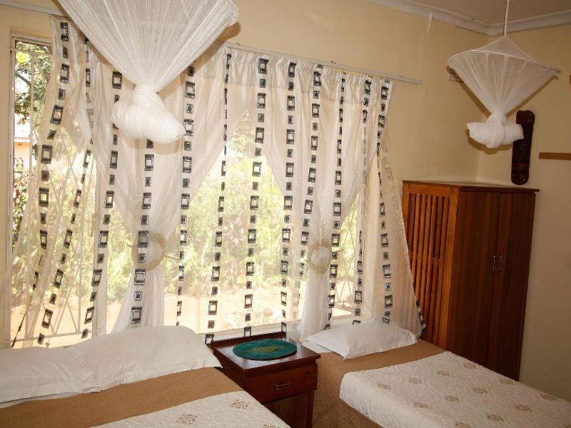 Wild Trekkers Lodge image