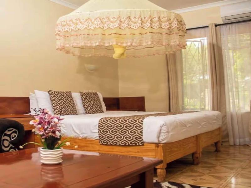 Wild Trekkers Lodge image