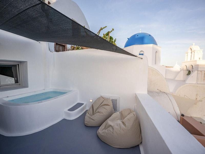 Three Domes Oia - An Iconic Collection image
