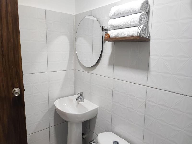 Ayenda Hotel Helenas image