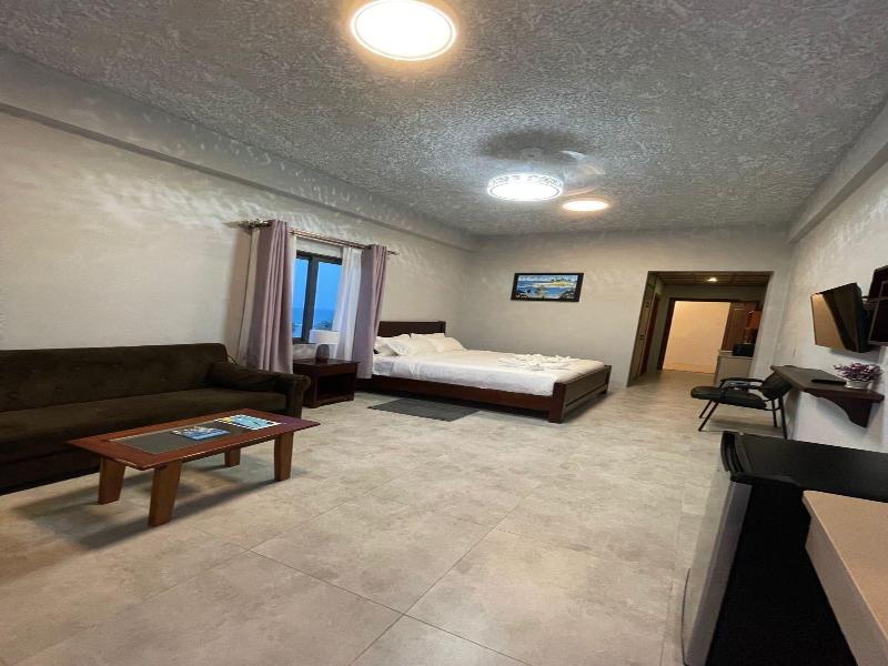 Coral View Hotel & Resort image