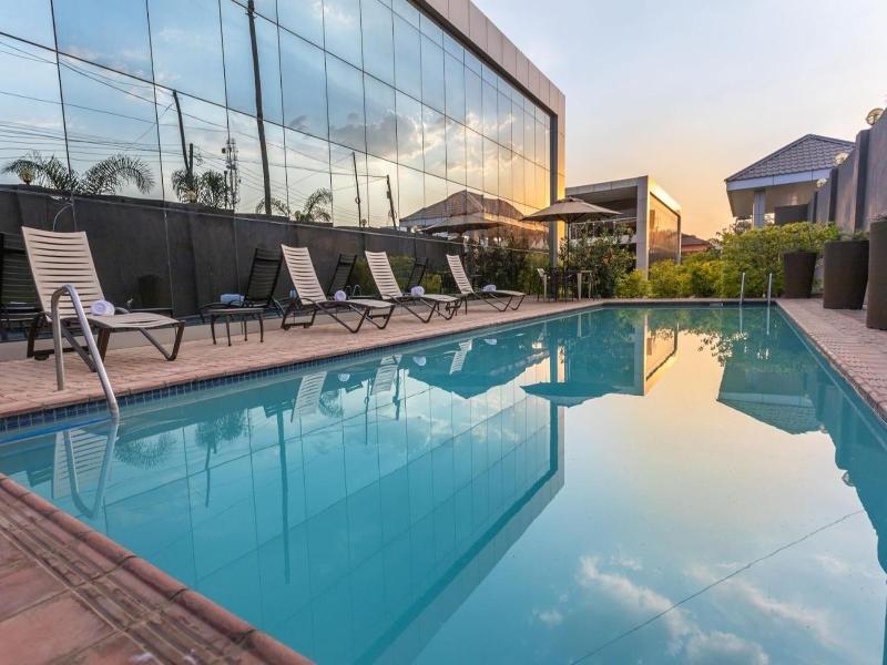 Fallsway Suites image