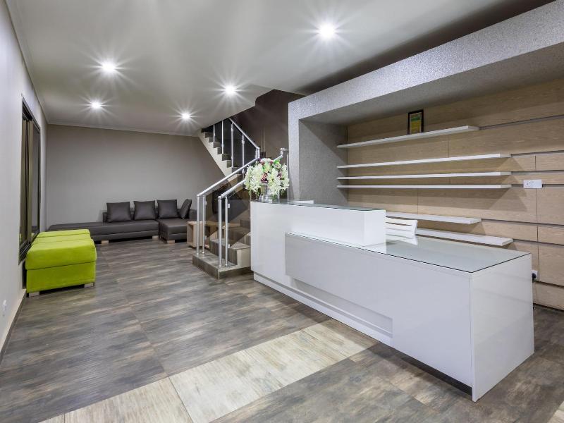 Fallsway Suites image
