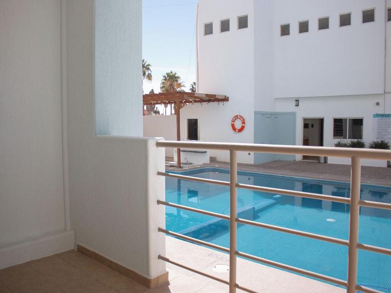 Costa Elegante Hotel & Suites image