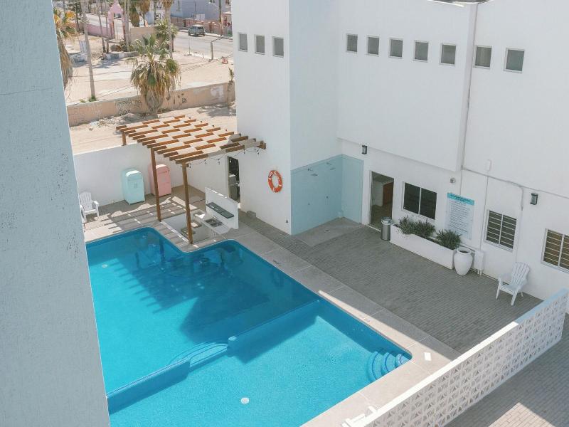Costa Elegante Hotel & Suites image