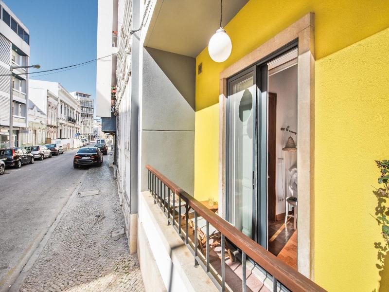 Lemon Tree Stay image