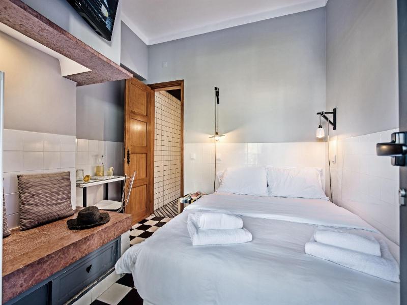 Lemon Tree Stay image