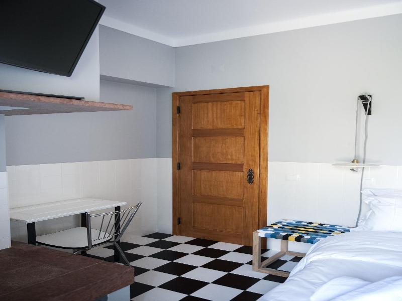 Lemon Tree Stay image