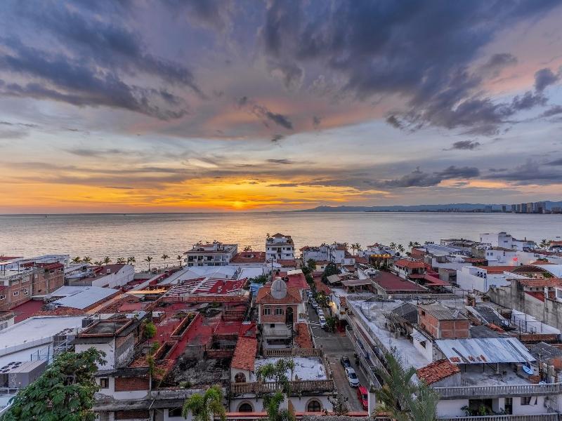 Raices Nomadas Boutique Hotel Vallarta image