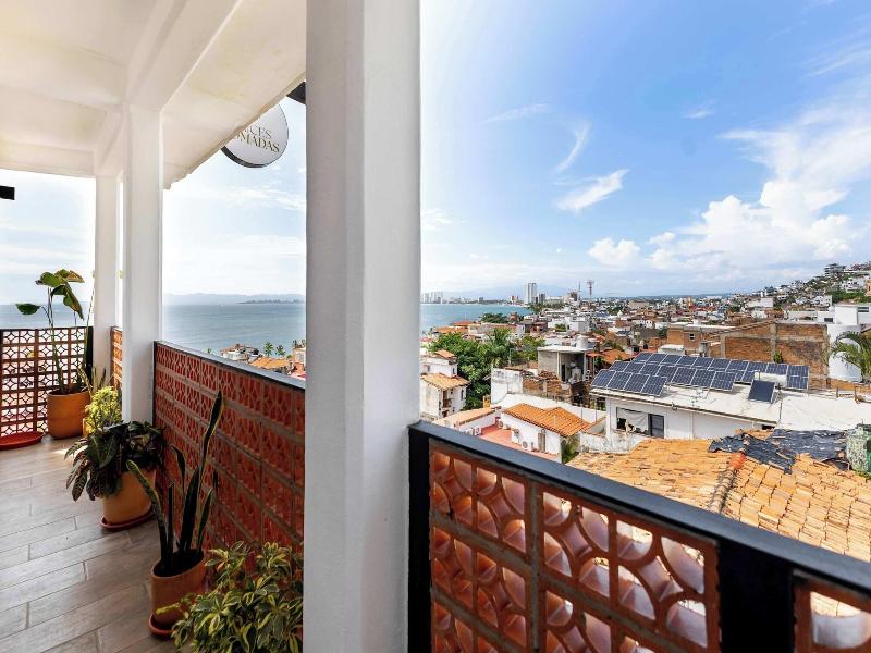 Raices Nomadas Boutique Hotel Vallarta image
