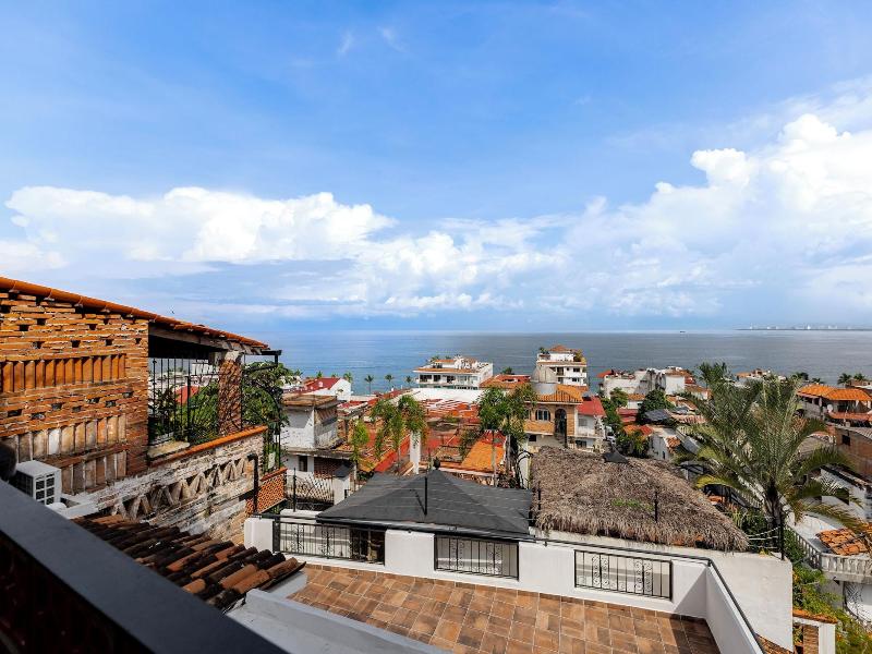 Raices Nomadas Boutique Hotel Vallarta image