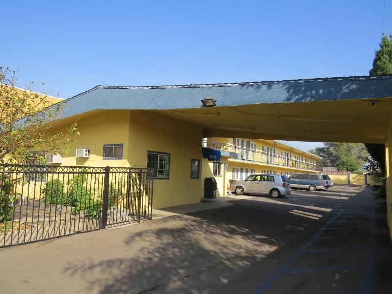 Calico Motel image