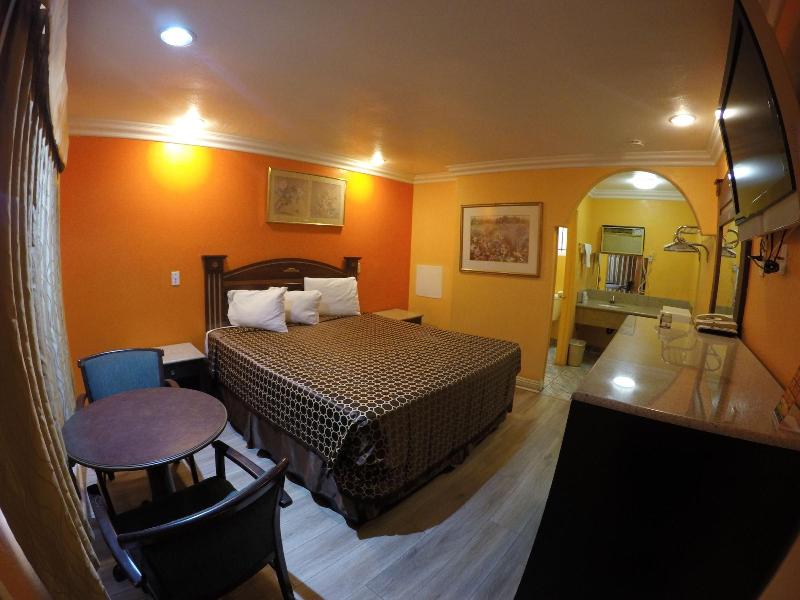 Calico Motel image