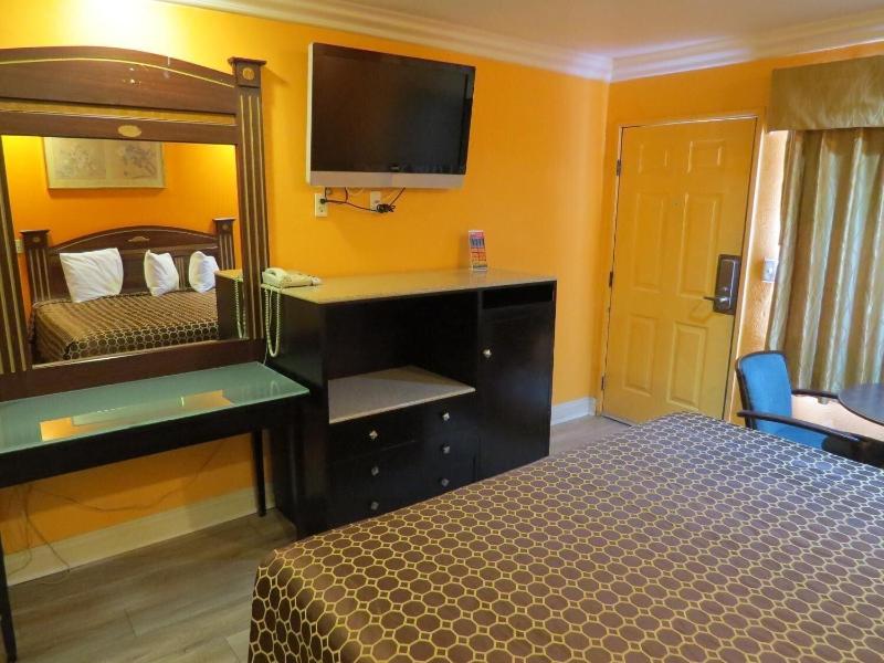 Calico Motel image