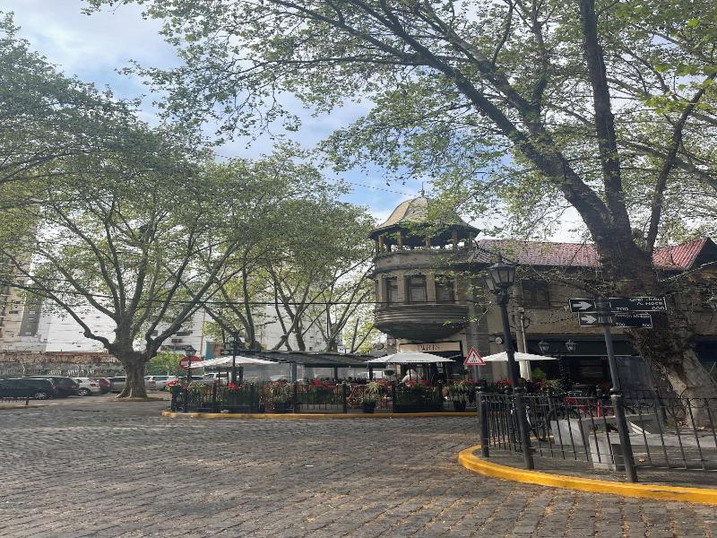 Hotel Vicente Lopez image