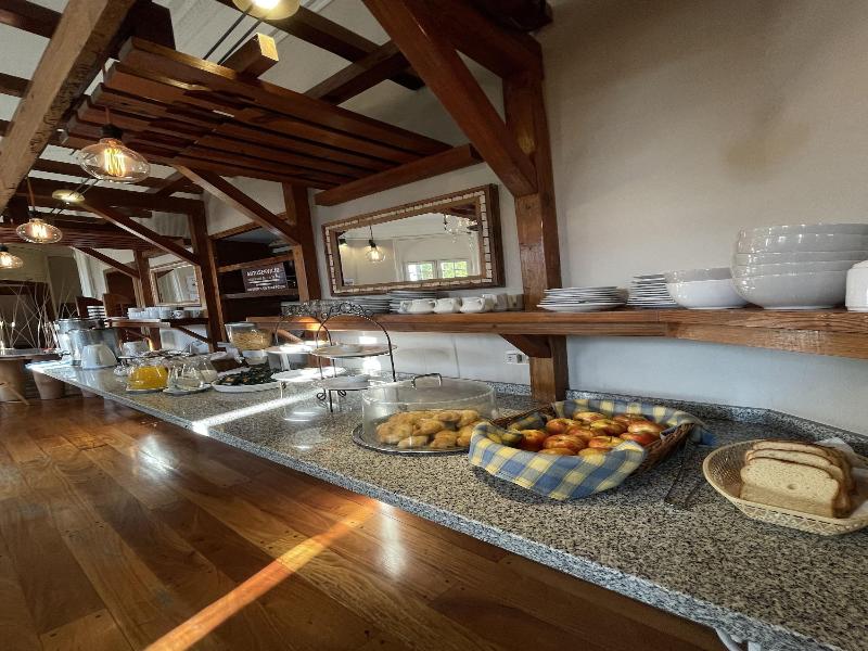 Hotel Vicente Lopez image
