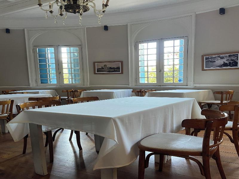 Hotel Vicente Lopez image