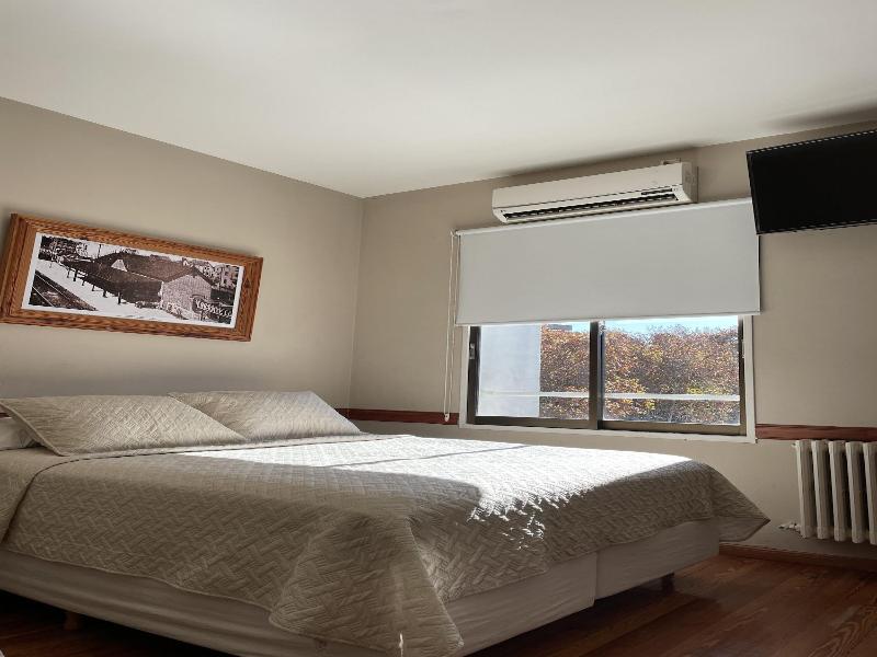 Hotel Vicente Lopez image