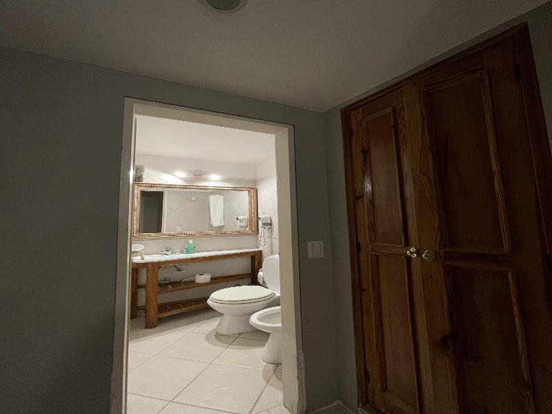 Hotel Vicente Lopez image