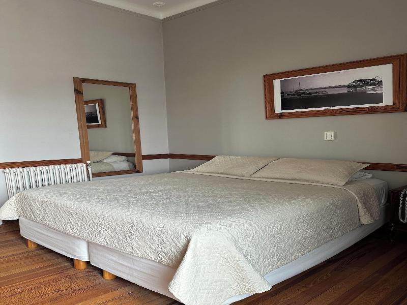 Hotel Vicente Lopez image