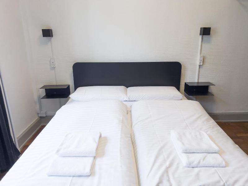 Where To Sleep - Hostel image