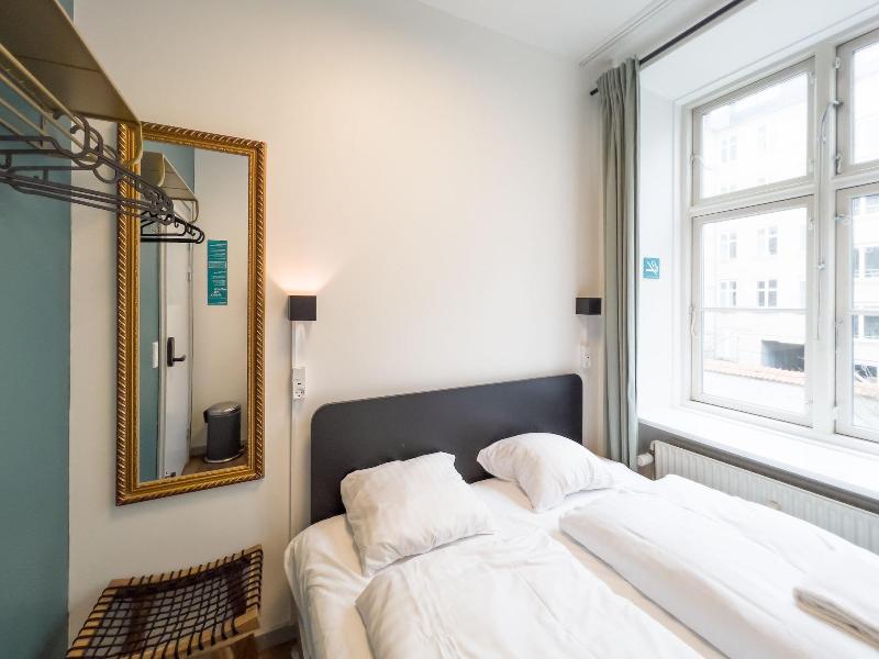 Where To Sleep - Hostel image