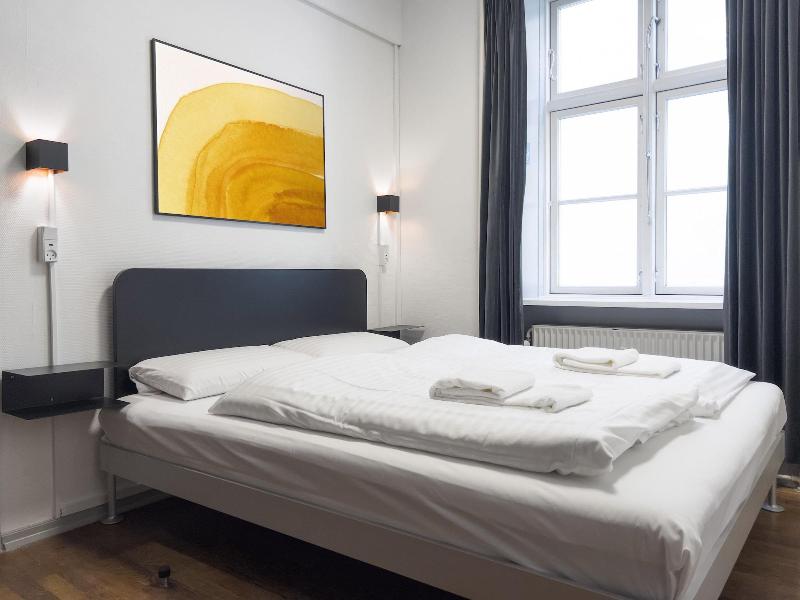 Where To Sleep - Hostel image