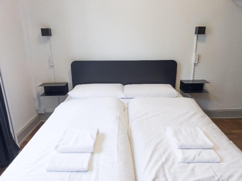 Where To Sleep - Hostel image