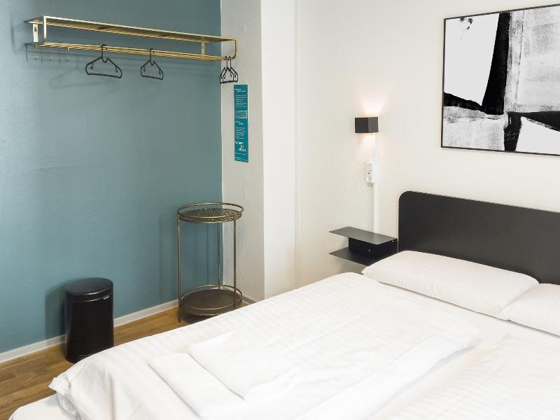 Where To Sleep - Hostel image