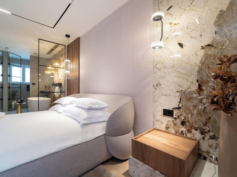 Luxury Rooms For Gift image
