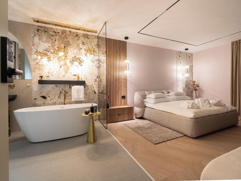 Luxury Rooms For Gift image