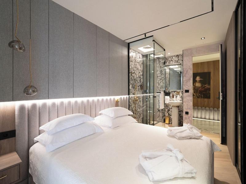 Luxury Rooms For Gift image
