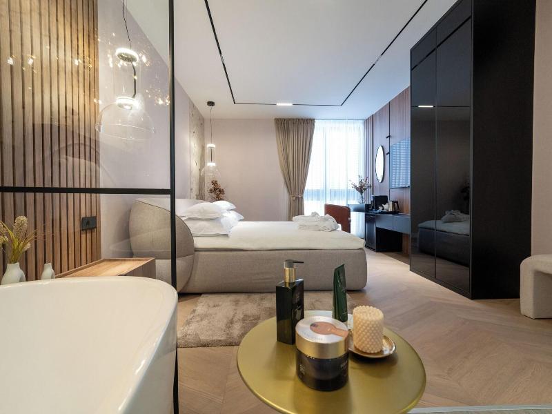 Luxury Rooms For Gift image
