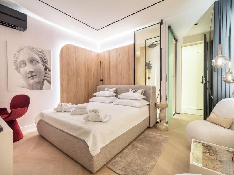 Luxury Rooms For Gift image