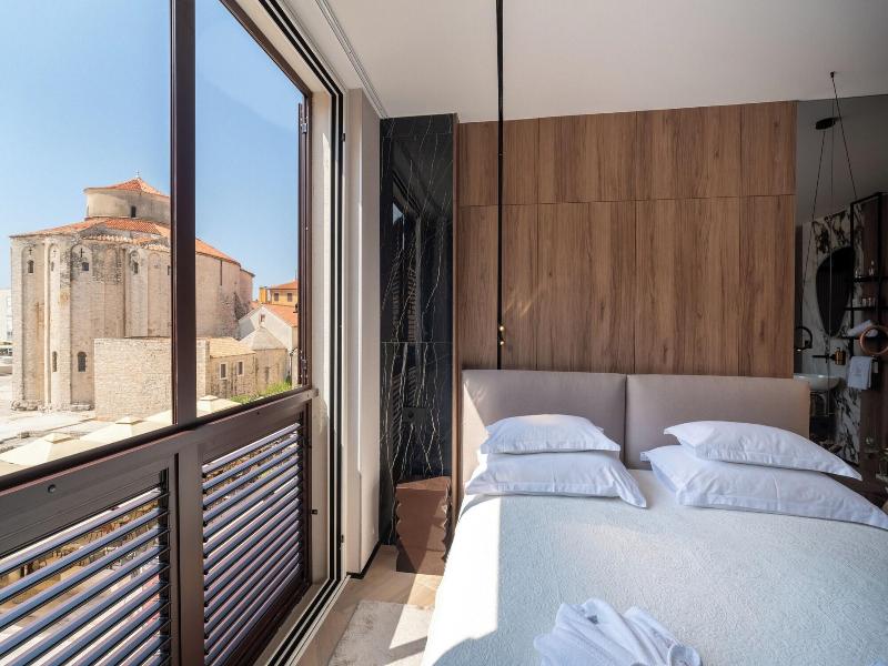 Luxury Rooms For Gift image
