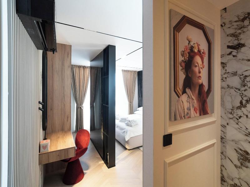 Luxury Rooms For Gift image