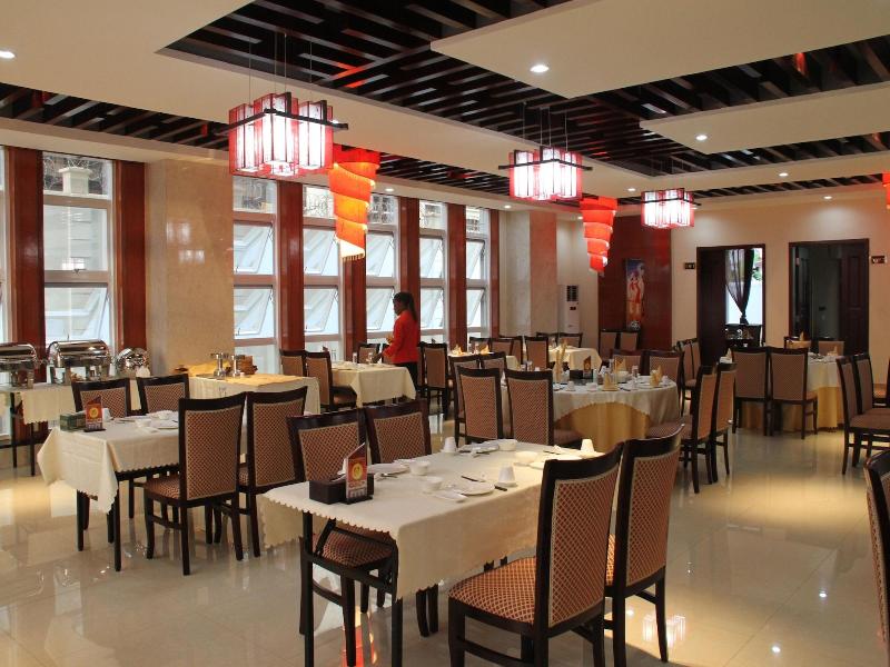 Kololo Courts Hotel & Restaurant image