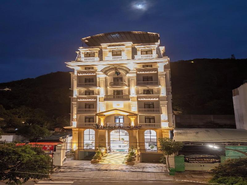 Green Lp Hotel & Apartment image