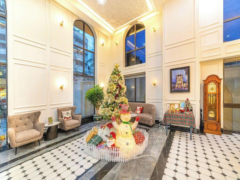 Green Lp Hotel & Apartment image