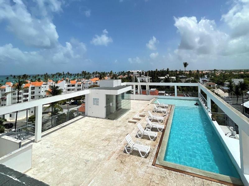 Studio Apart Hotel Rooftop Pool Beach image