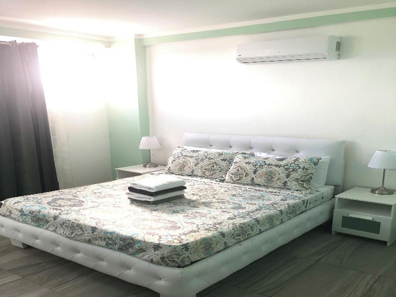 Studio Apart Hotel Rooftop Pool Beach image