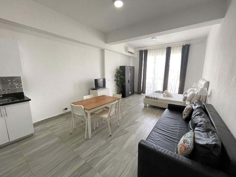Studio Apart Hotel Rooftop Pool Beach image