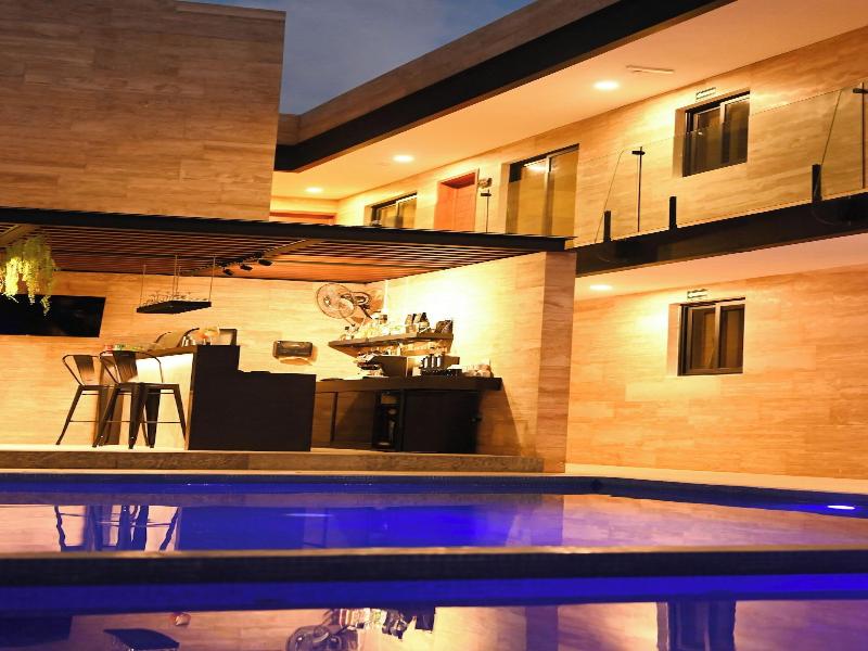 Hotel 28 image