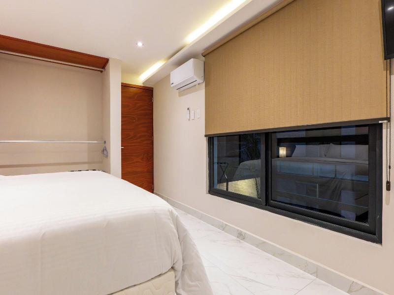 Hotel 28 image