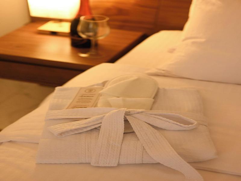 Hotel 28 image